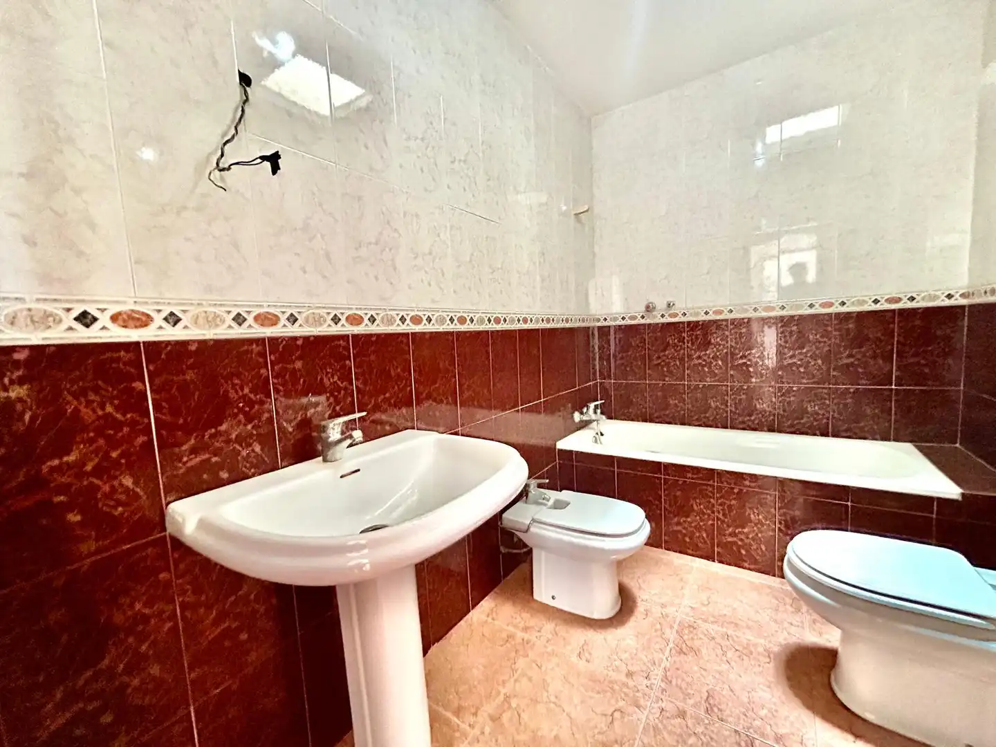 Baño de Casa adosada en venta en Roquetas de Mar con Jardín privado, Terraza y Horno