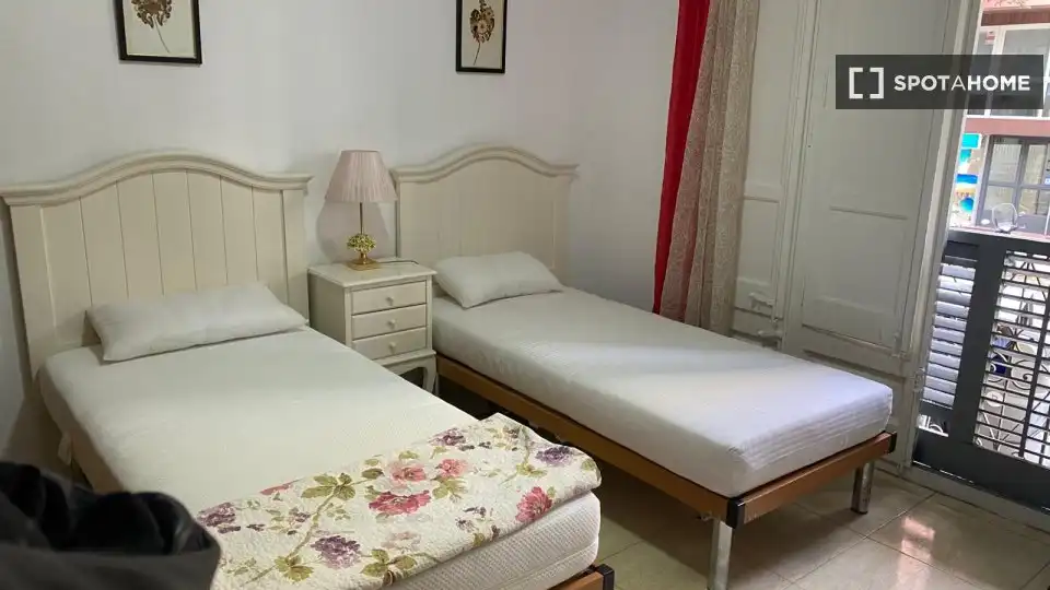 Flat with terrace to rent in Eixample, imagen 14