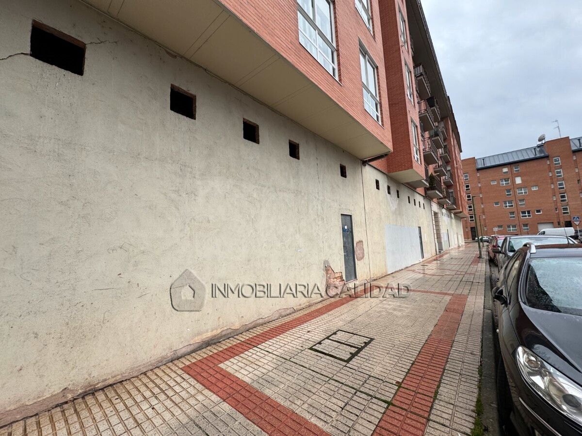 Exterior view of Premises for sale in Burgos Capital  with Heating