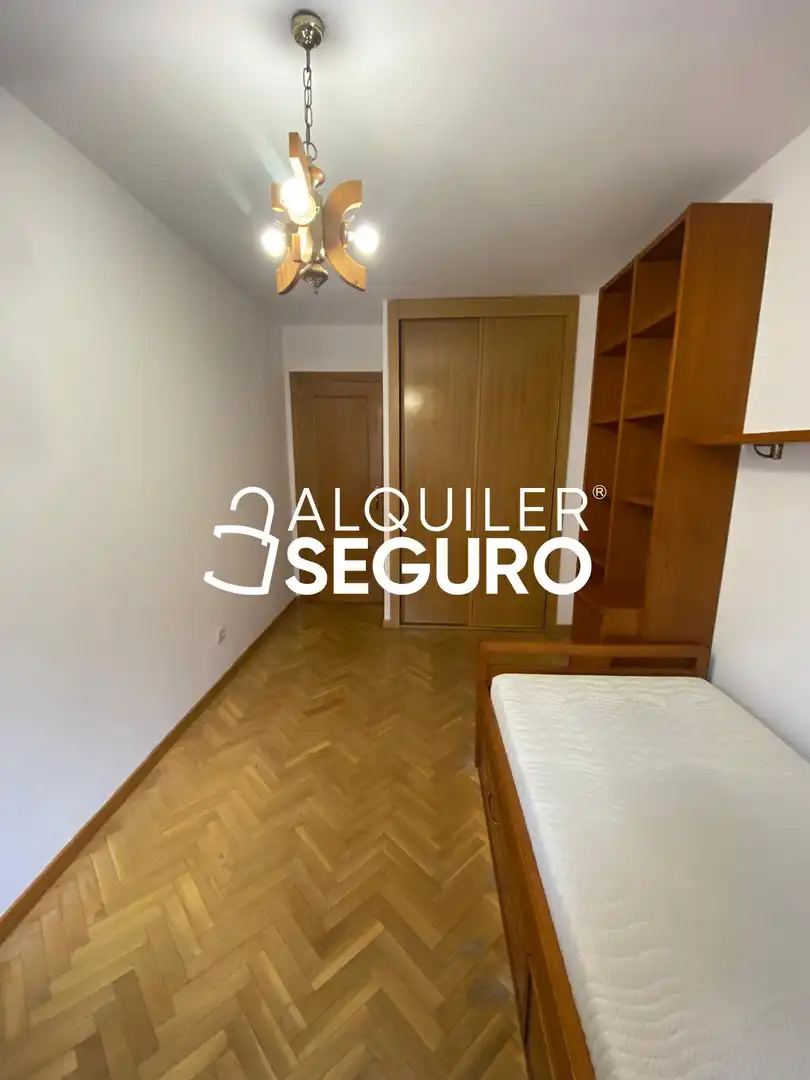 Flat with pool to rent in peñalver, imagen 13