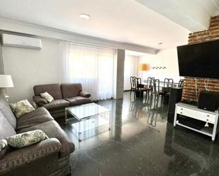 Living room of Apartment for sale in La Pobla Llarga  with Air Conditioner, Terrace and Balcony
