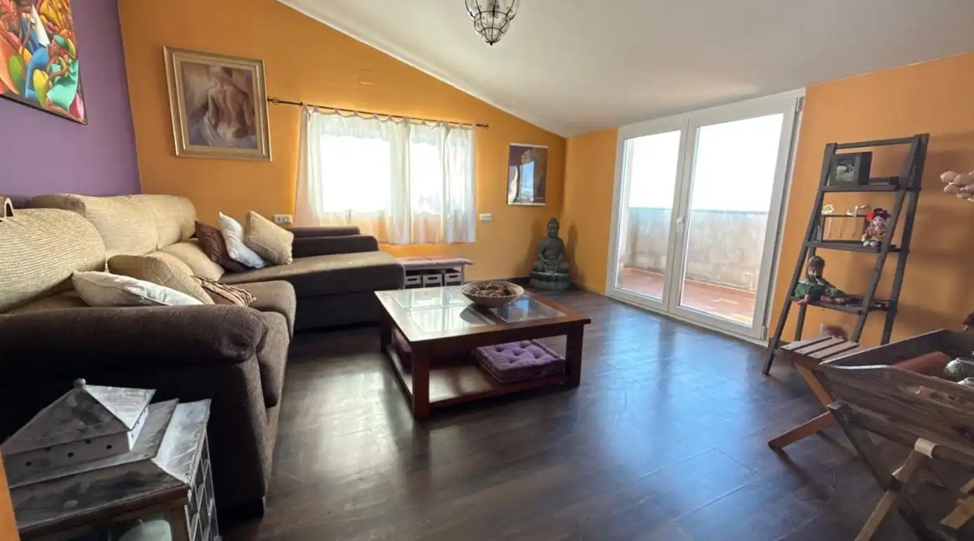 Wohnzimmer von Einfamilien-Reihenhaus zum Verkauf in Vinaròs mit Terrasse und Balkon