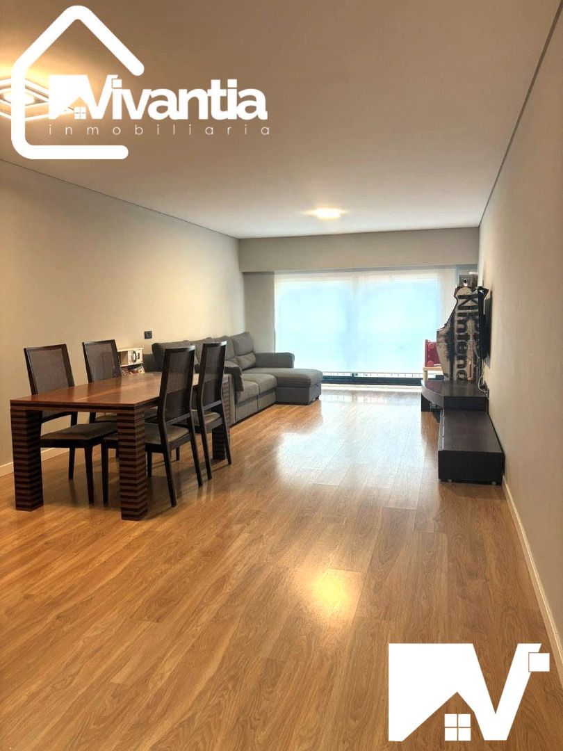 Living room of Flat for sale in Lorca  with Air Conditioner, Heating and Parquet flooring