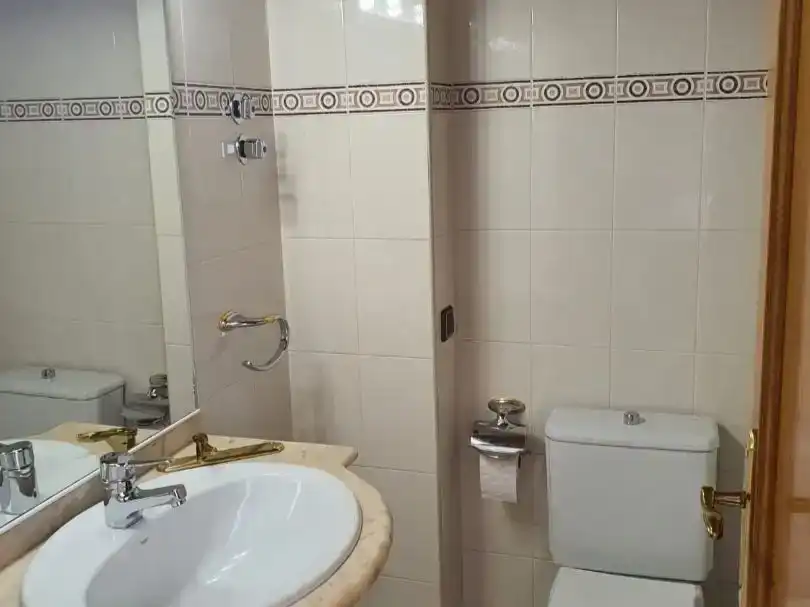 Bany de Casa adosada en venda en Benavent de Segrià, Lleida