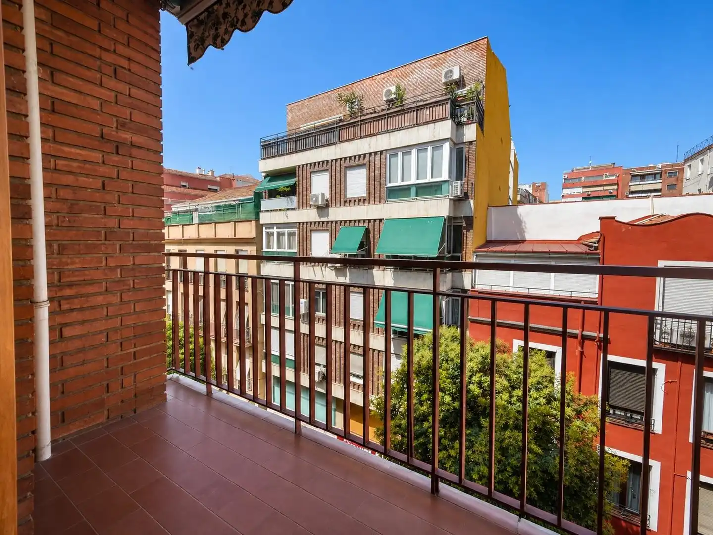 Terrasse von Wohnung zum Verkauf in Madrid mit Heizung, Parkett und Terrasse