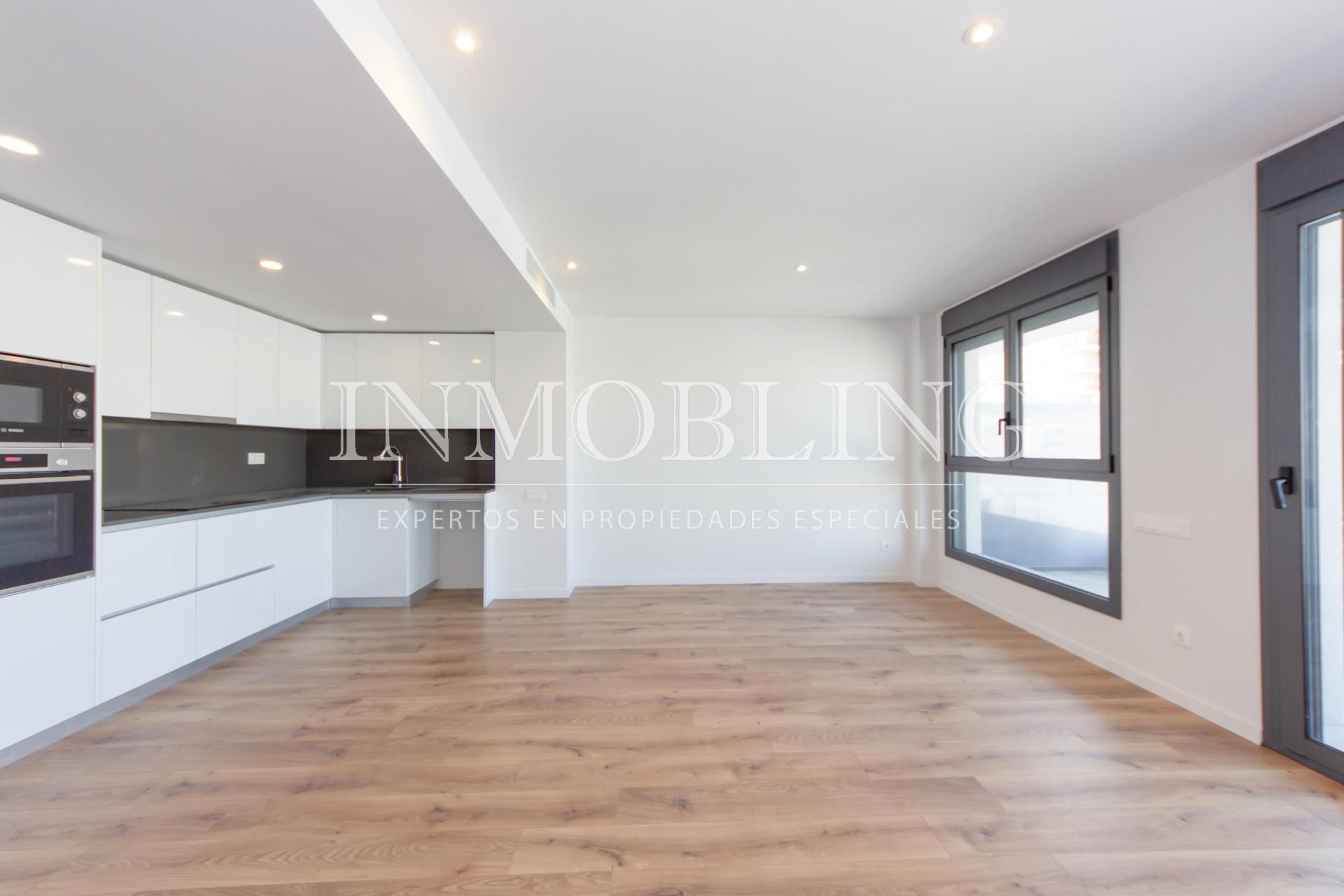 Living room of Flat for sale in Mataró  with Heating, Terrace and Balcony