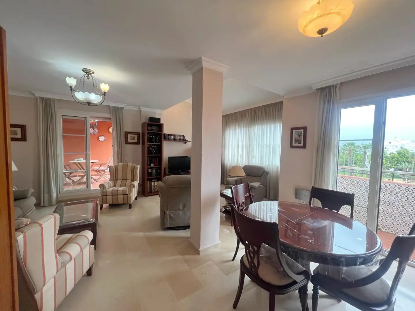 Sala d'estar de Àtic en venda en Torremolinos amb Aire condicionat, Terrassa i Traster