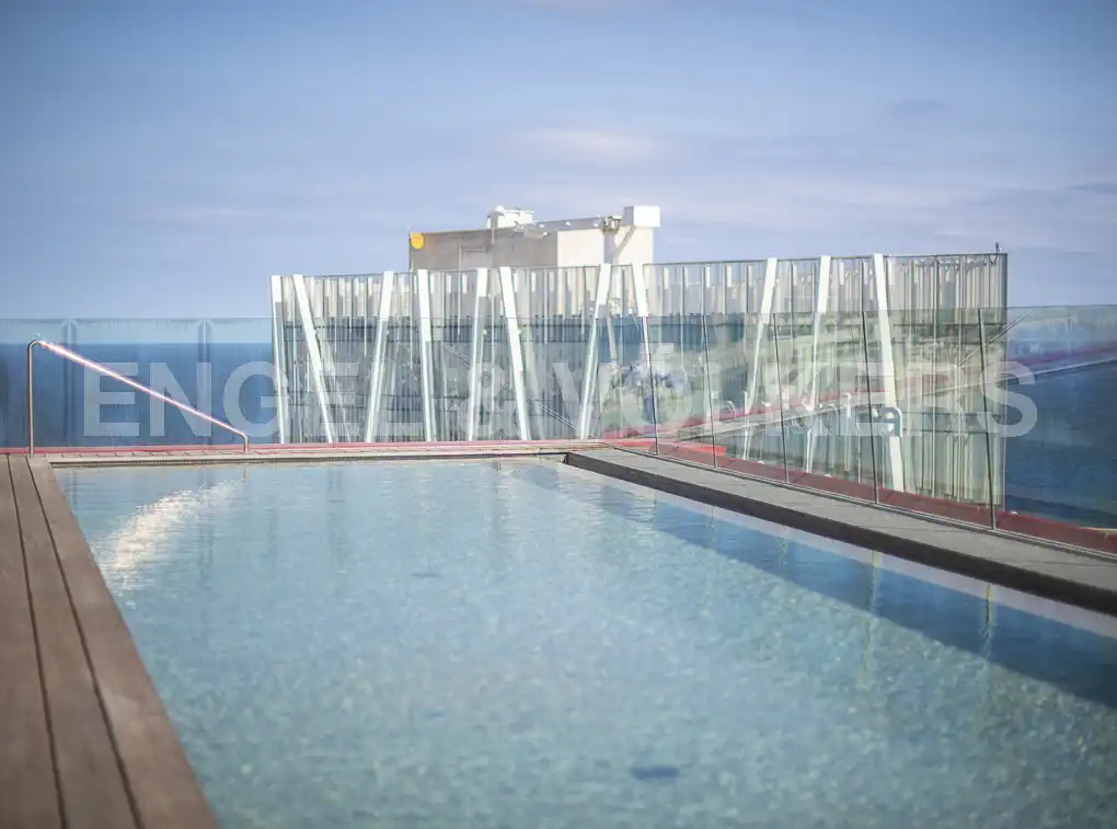 Piscina de Piso de alquiler en Barcelona con Aire acondicionado, Calefacción y Piscina