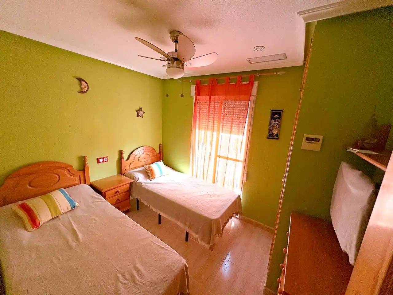 Schlafzimmer von Haus oder Chalet zur Miete in Santa Pola mit Klimaanlage, Terrasse und Balkon