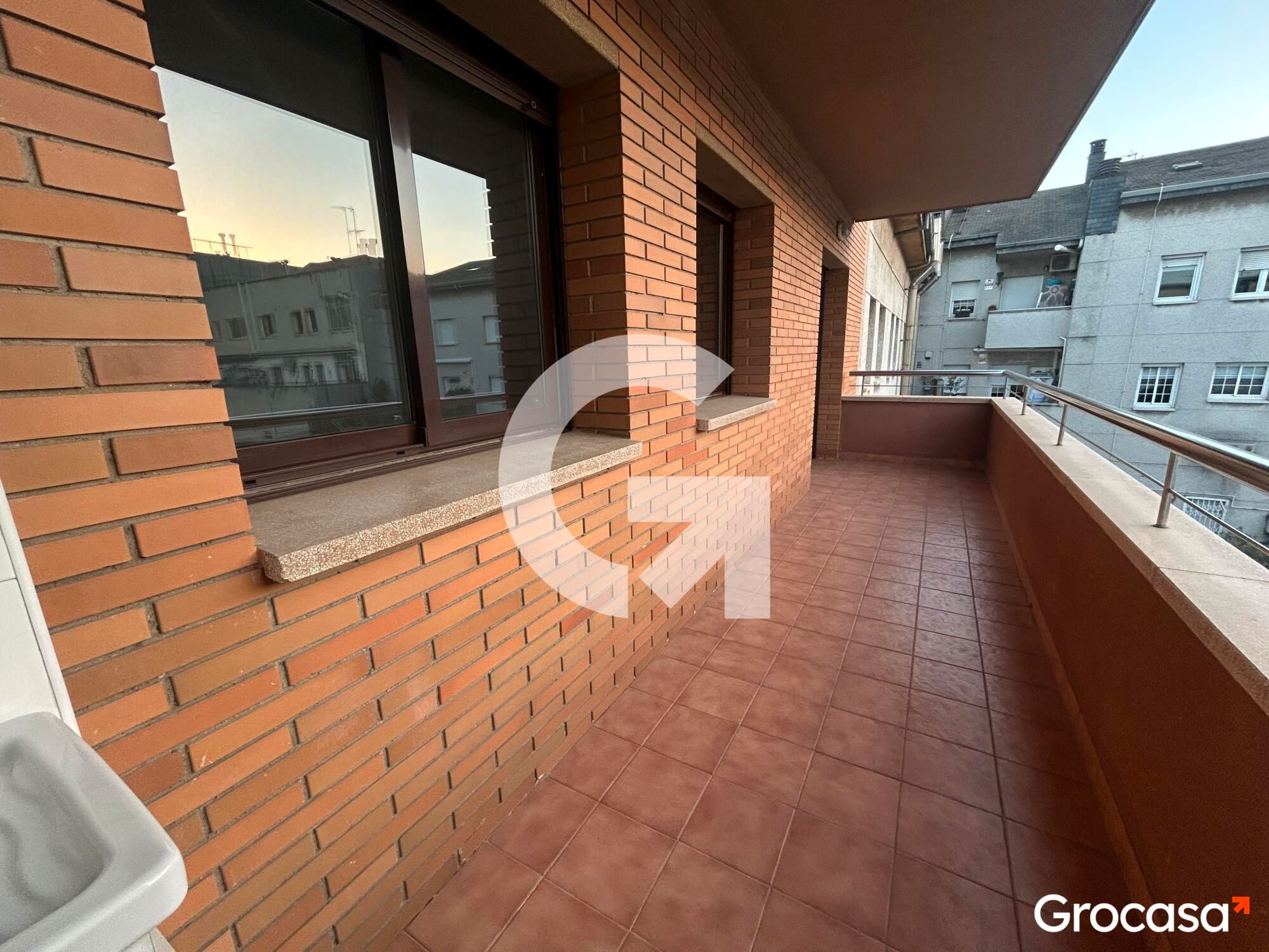 Terrace of Duplex for sale in Sant Vicenç Dels Horts  with Air Conditioner, Heating and Terrace