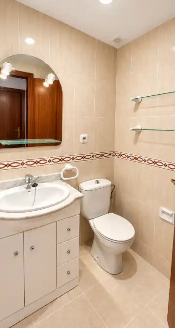 Bathroom of Flat for sale in Casc Antic - Nou Cambrils