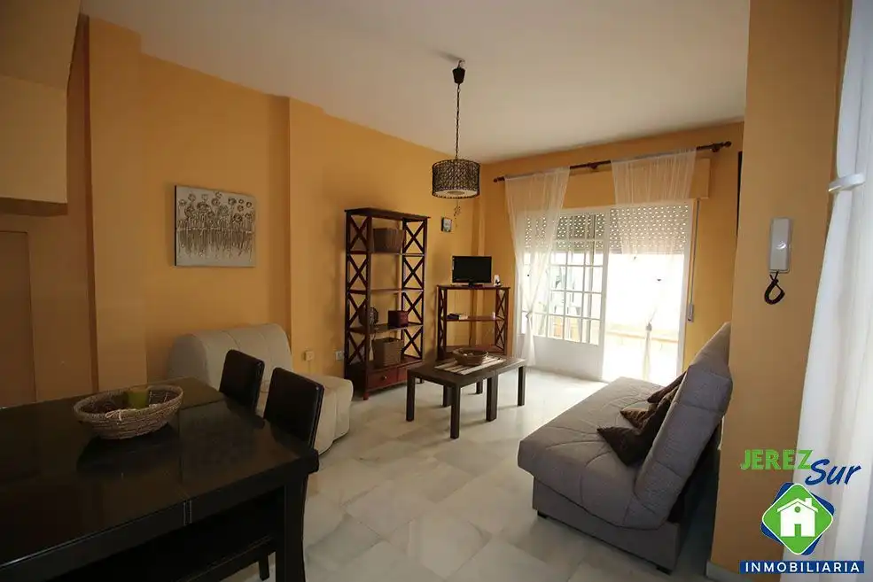 Sala de estar de Casa adosada en venta en Jerez de la Frontera con Aire acondicionado, Calefacción y Terraza