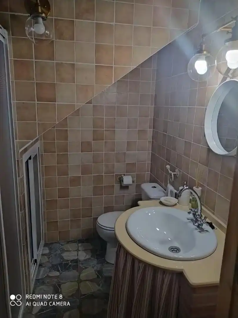 Bany de Casa adosada de lloguer en Aracena amb Moblat, Forn i Rentadora