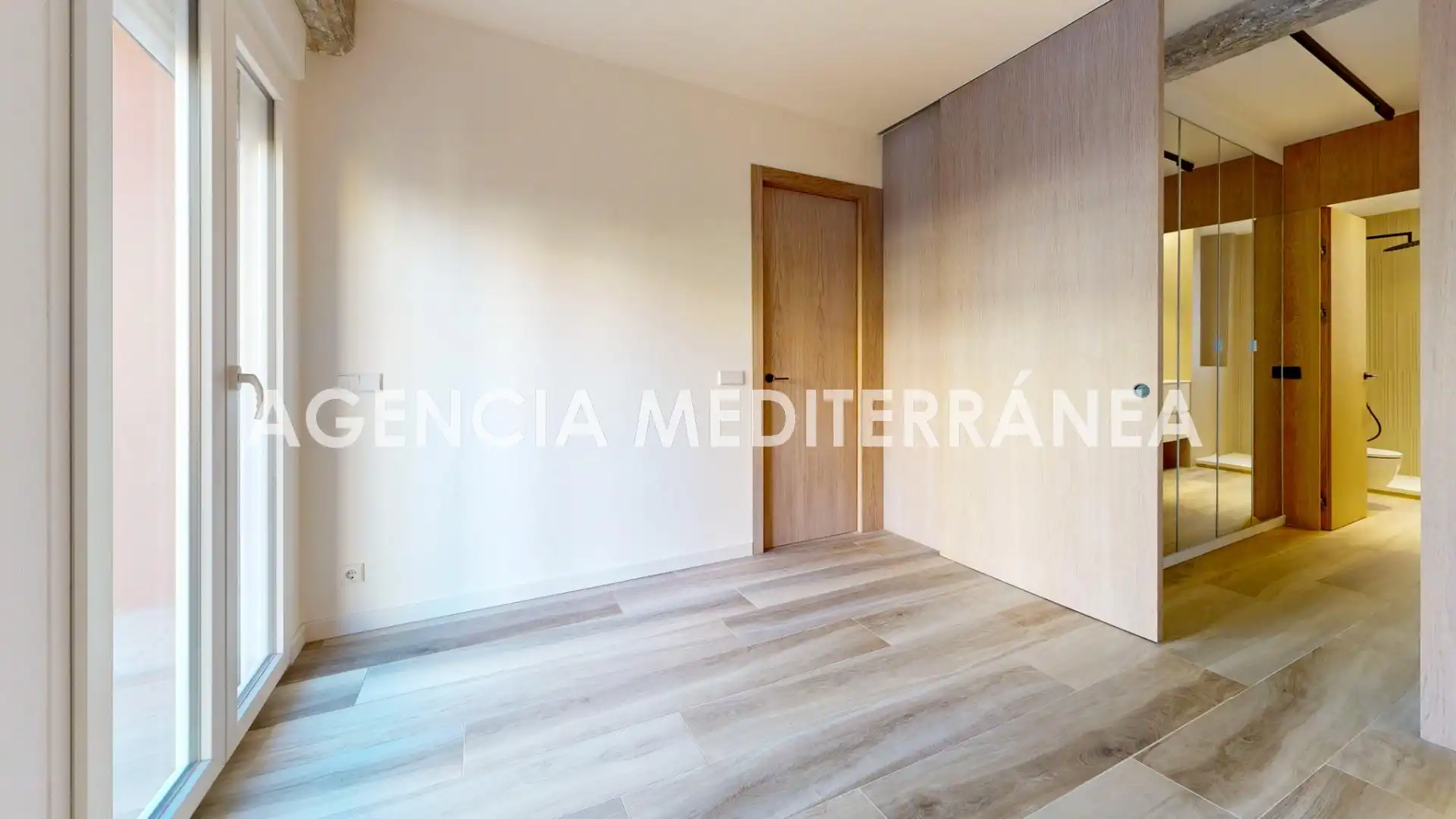 Piso con terraza en venta en Extramurs