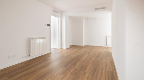 Foto 4 de Piso en venta en Carrer Migdia, Eixample Sud – Migdia, Girona Capital