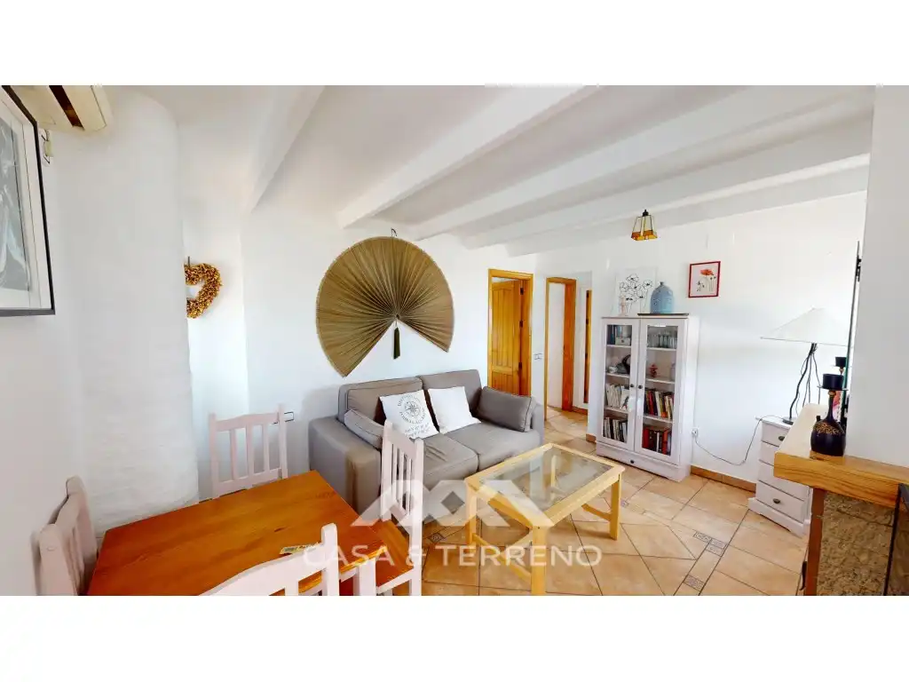 Sala d'estar de Casa o xalet en venda en Arenas amb Aire condicionat, Jardí privat i Terrassa