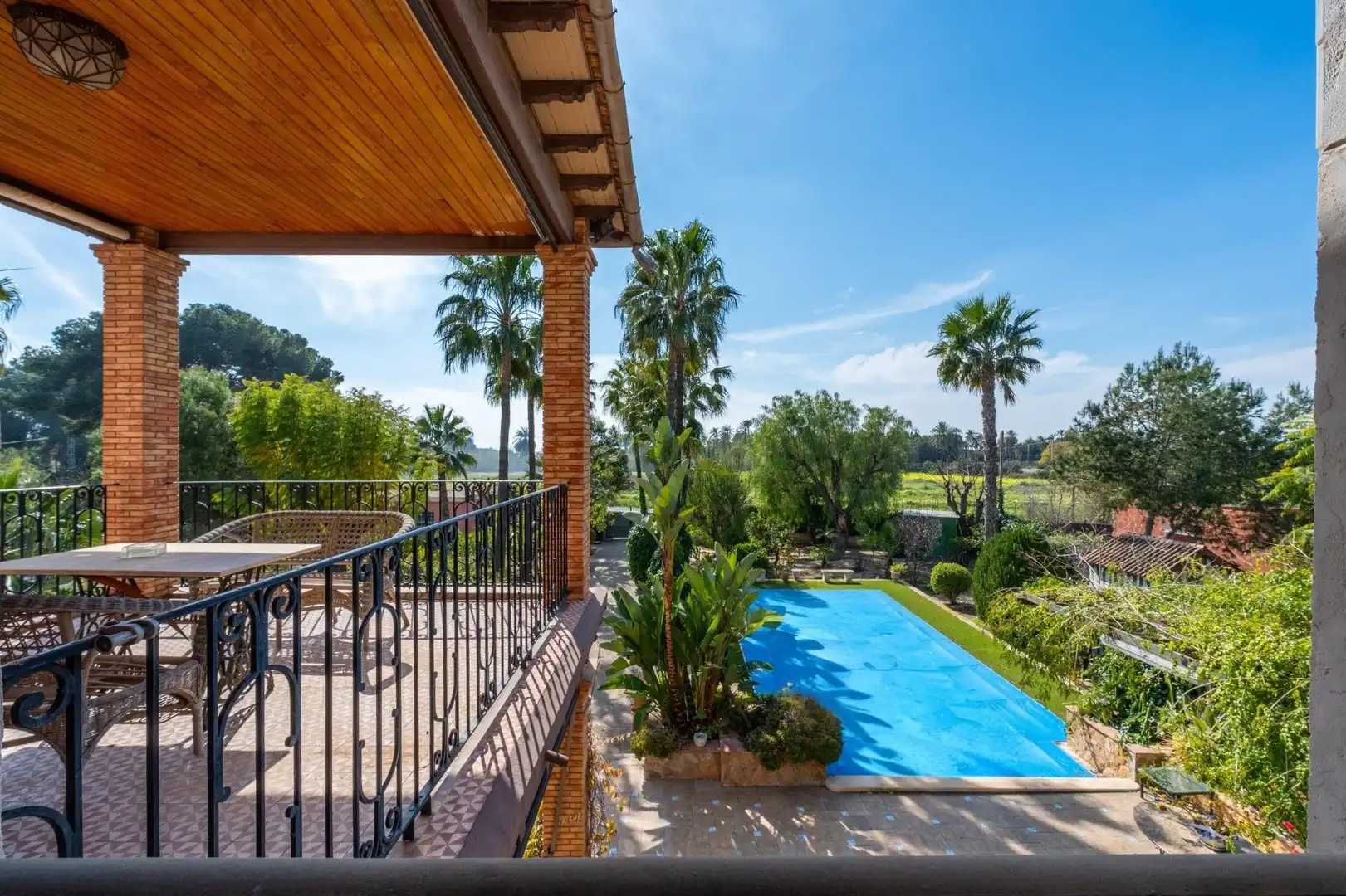 Vista exterior de Casa o chalet en venta en Elche / Elx con Aire acondicionado, Calefacción y Jardín privado