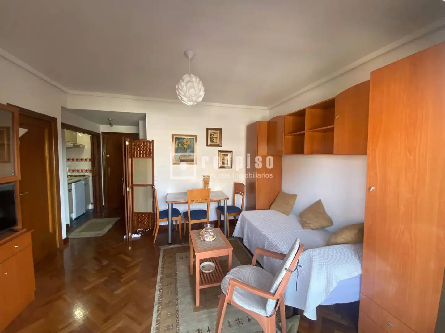 Schlafzimmer von Wohnung zur Miete in Madrid mit Klimaanlage, Privatgarten und Terrasse
