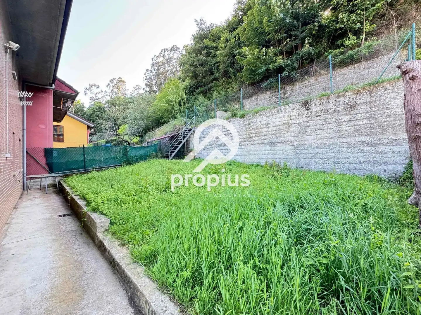 Casa adosada en venta en Piloña con Calefacción, Jardín privado y Parquet