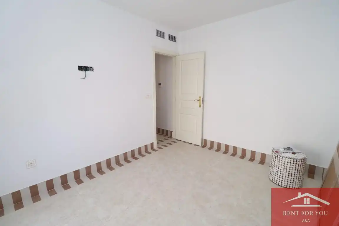 Habitación de Piso de alquiler en Alhaurín El Grande con Aire acondicionado, Terraza y Amueblado