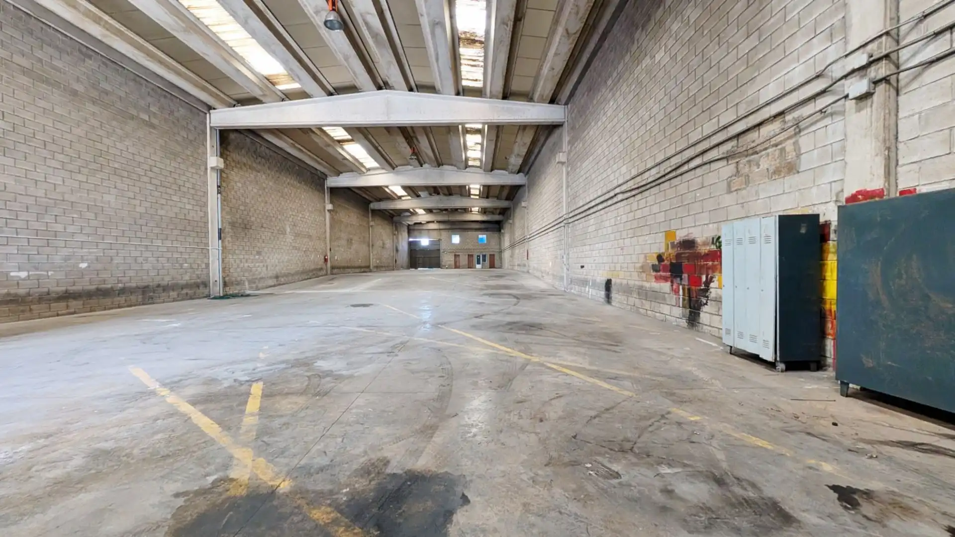 Nave industrial de alquiler en Zaragoza
