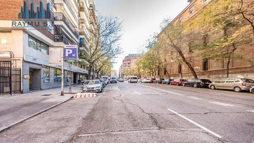 Geschaftsraum zum Verkauf in Plaza CONDE DEL VALLE DE SUCHIL, Arapiles