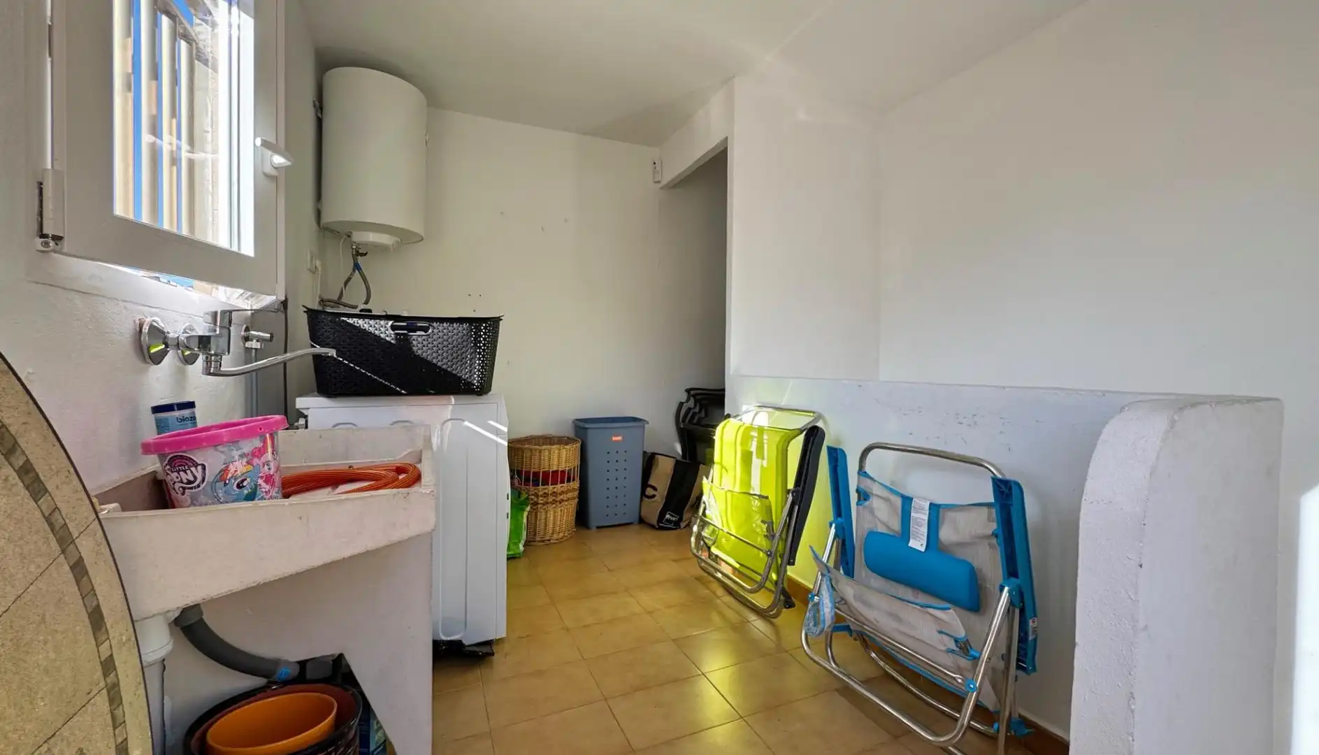 Casa aparellada amb terrassa en venda a Pego, imagen 21