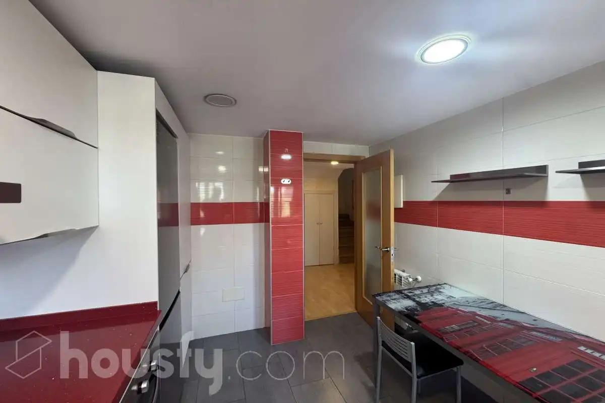 Flat for rent in Avenida de Madrid, Santa Bárbara - La Zaporra