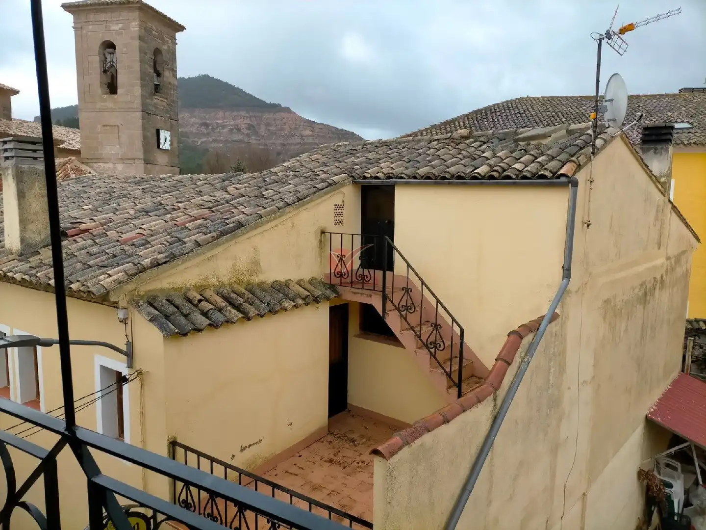 Vista exterior de Local de alquiler en Huete