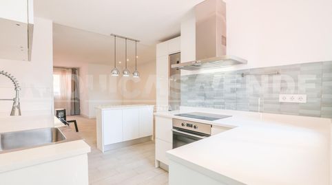 Photo 2 of Flat for rent in El Plantinar – Avda. La Paz - El Juncal, Sevilla Capital