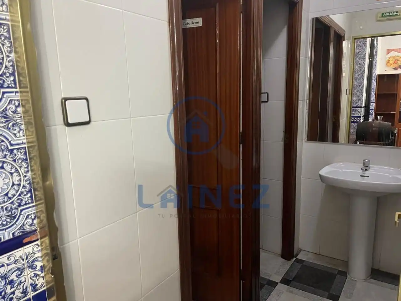 Baño de Local en venta en Peñarroya-Pueblonuevo con Aire acondicionado y Amueblado