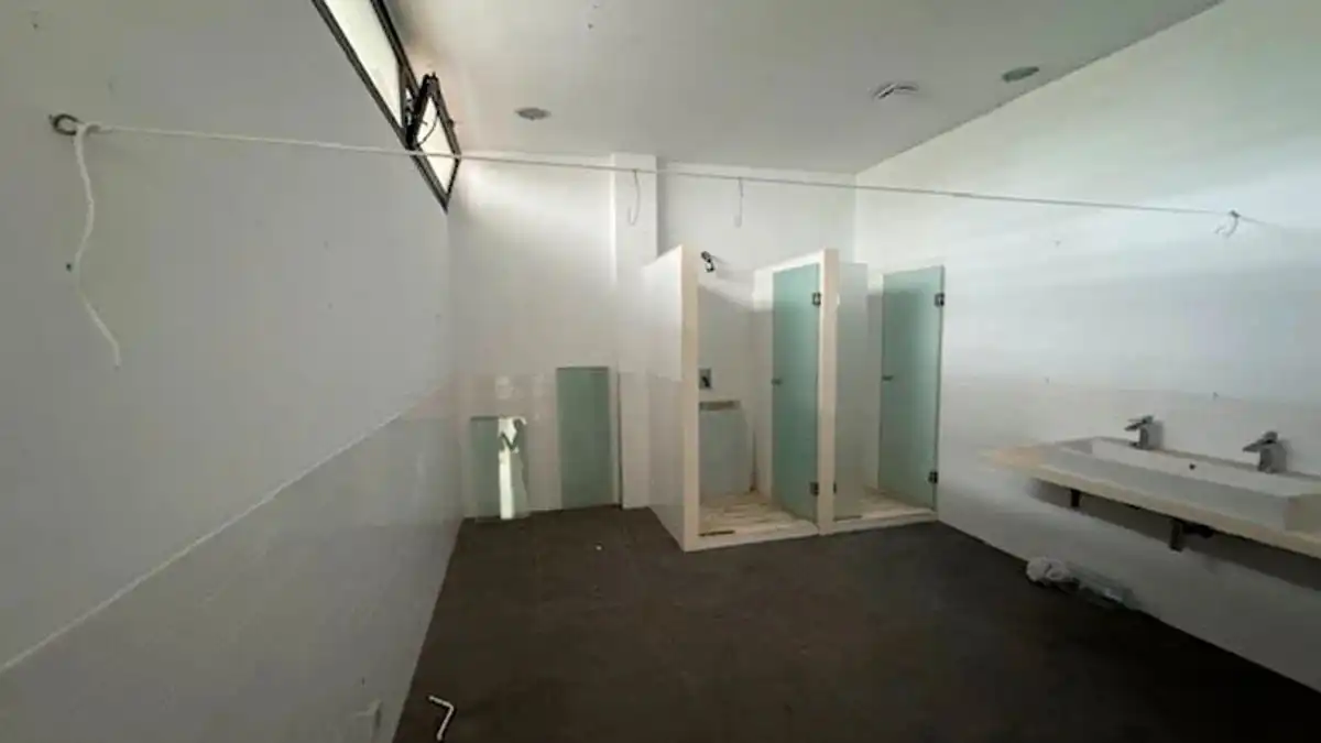 Business premises for sale in Carrer del Llevant, imagen 14