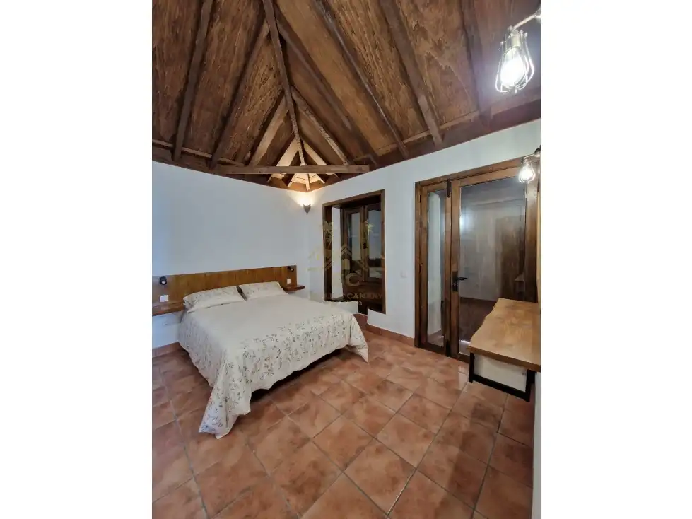 Dormitori de Casa o xalet en venda en Icod de los Vinos amb Terrassa i Moblat