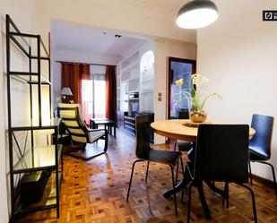 Sala d'estar de Apartament per a compartir en  Madrid Capital amb Aire condicionat, Calefacció i Terrassa