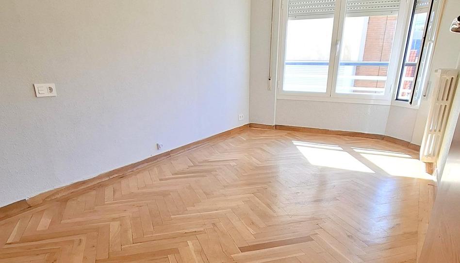 Foto 1 de Piso de alquiler en  Burgo Nuevo, 60, Centro Ciudad, León