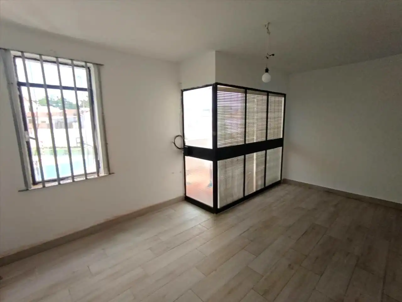 Pis en venda en San Martín del Tesorillo amb Parquet i Terrassa