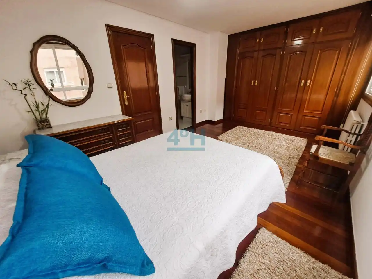 Bedroom of Duplexes for sale in Ourense Capital   with Heating, Parquet flooring and Balcony