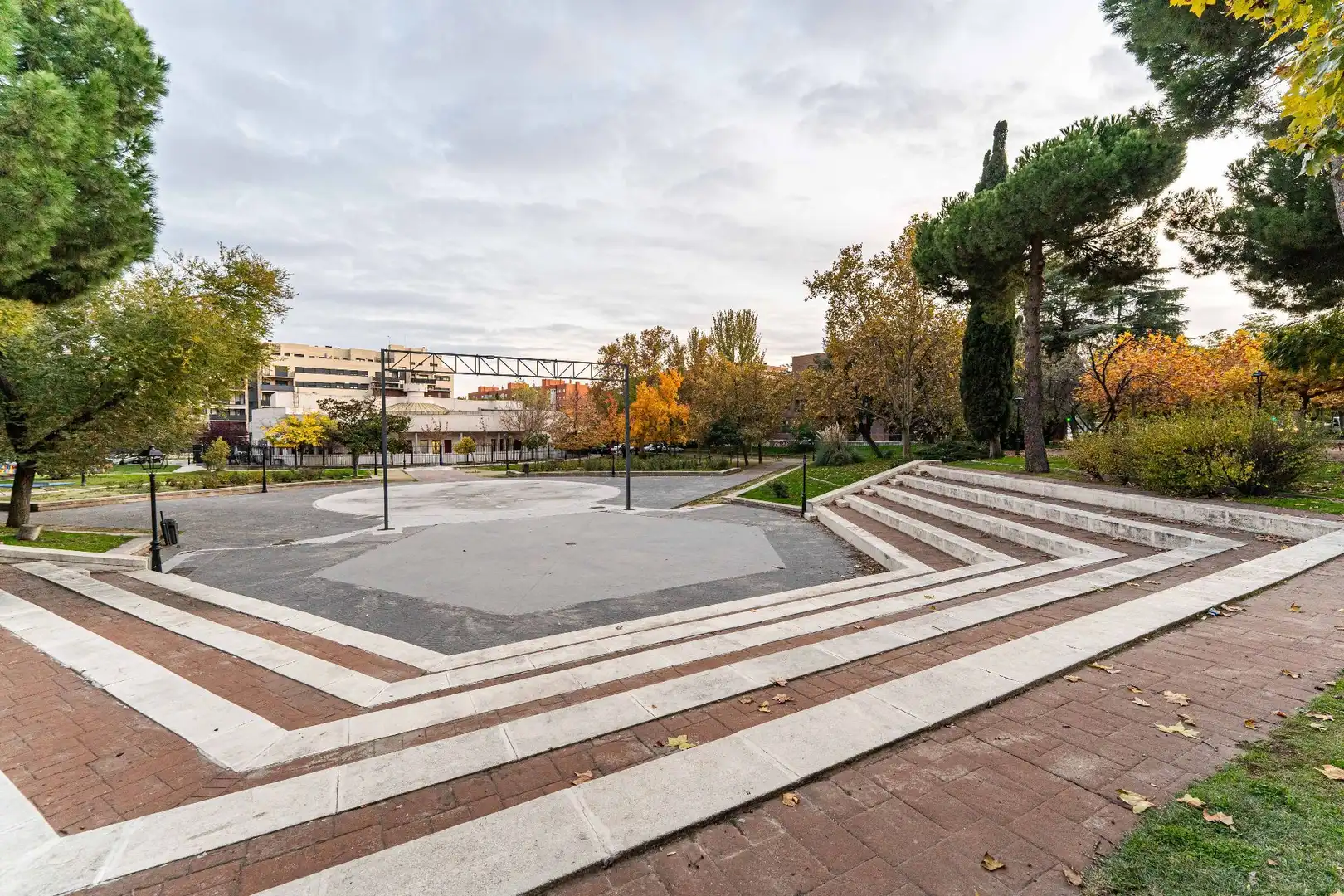 Exterior view of Flat for sale in Humanes de Madrid  with Air Conditioner, Heating and Terrace