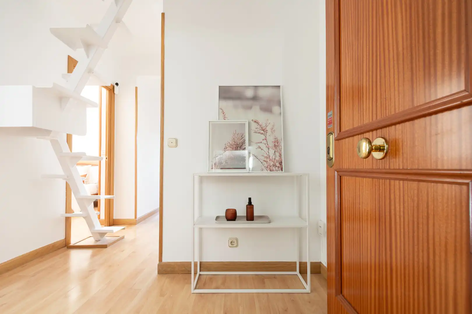 Flat with terrace for sale in Merkezabal Kalea 11, imagen 2