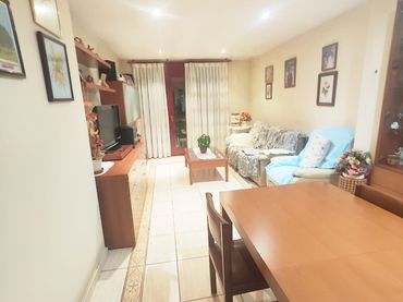 Appartamento con balcone in vendita a Carrer de Sant Bartomeu 29