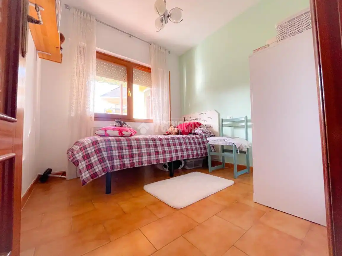 Bedroom of Flat for sale in Guadarrama  with Heating, Terrace and Storage room