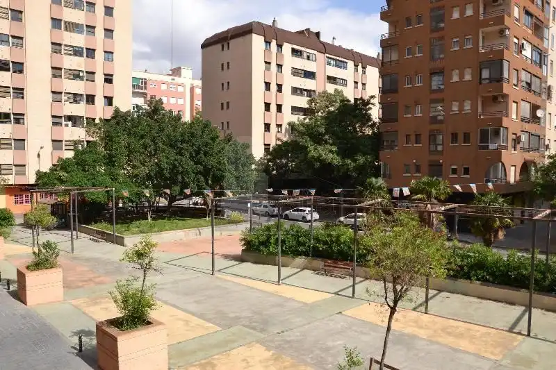 Außenansicht von Wohnung zur Miete in Valencia mit Klimaanlage, Möbliert und Ofen