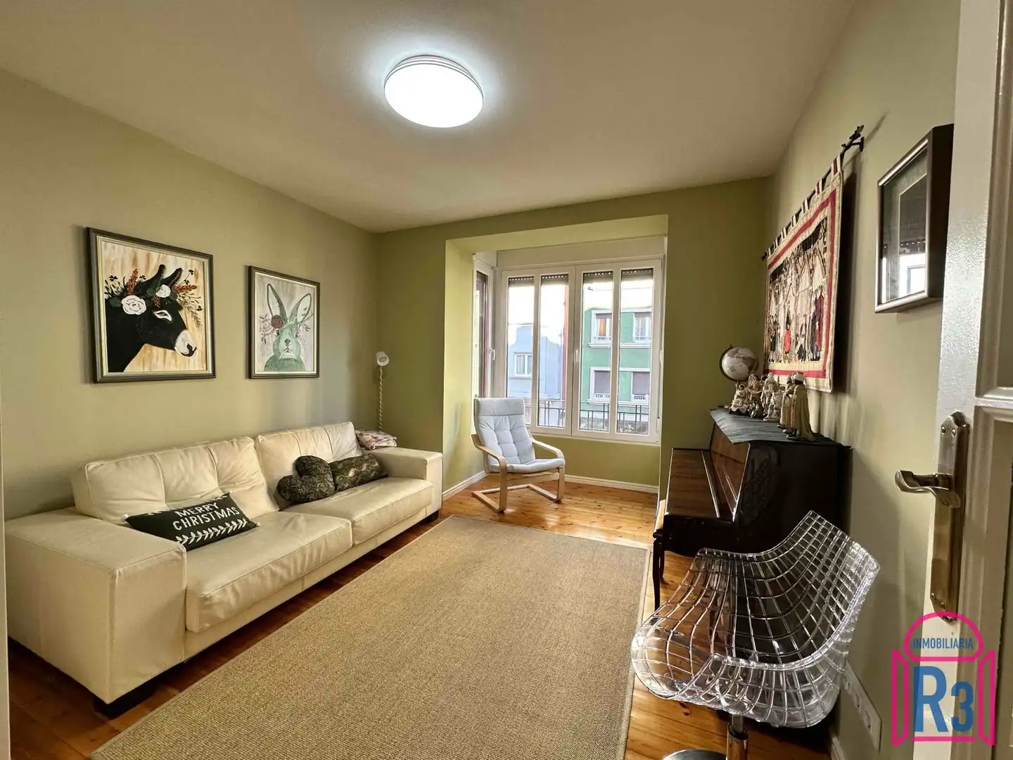 Living room of Flat for sale in León Capital   with Heating and Storage room