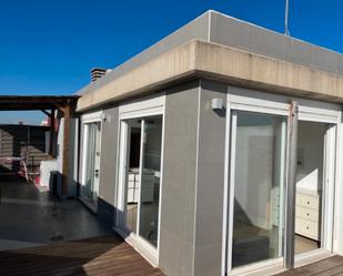 Vista exterior de Estudi en venda en  Barcelona Capital amb Terrassa i Moblat