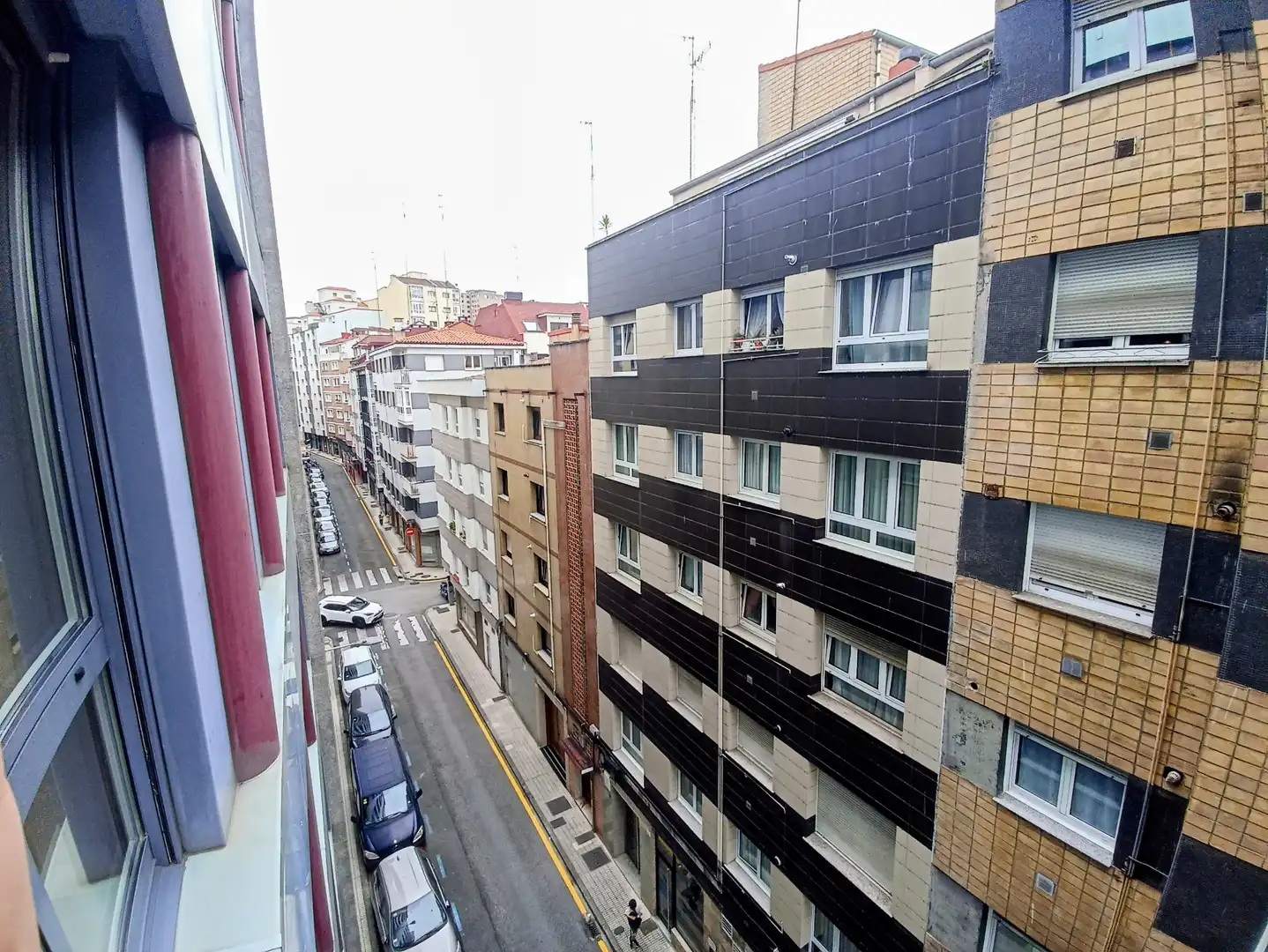 Vista exterior de Piso de alquiler en Gijón  con Calefacción, Amueblado y Horno