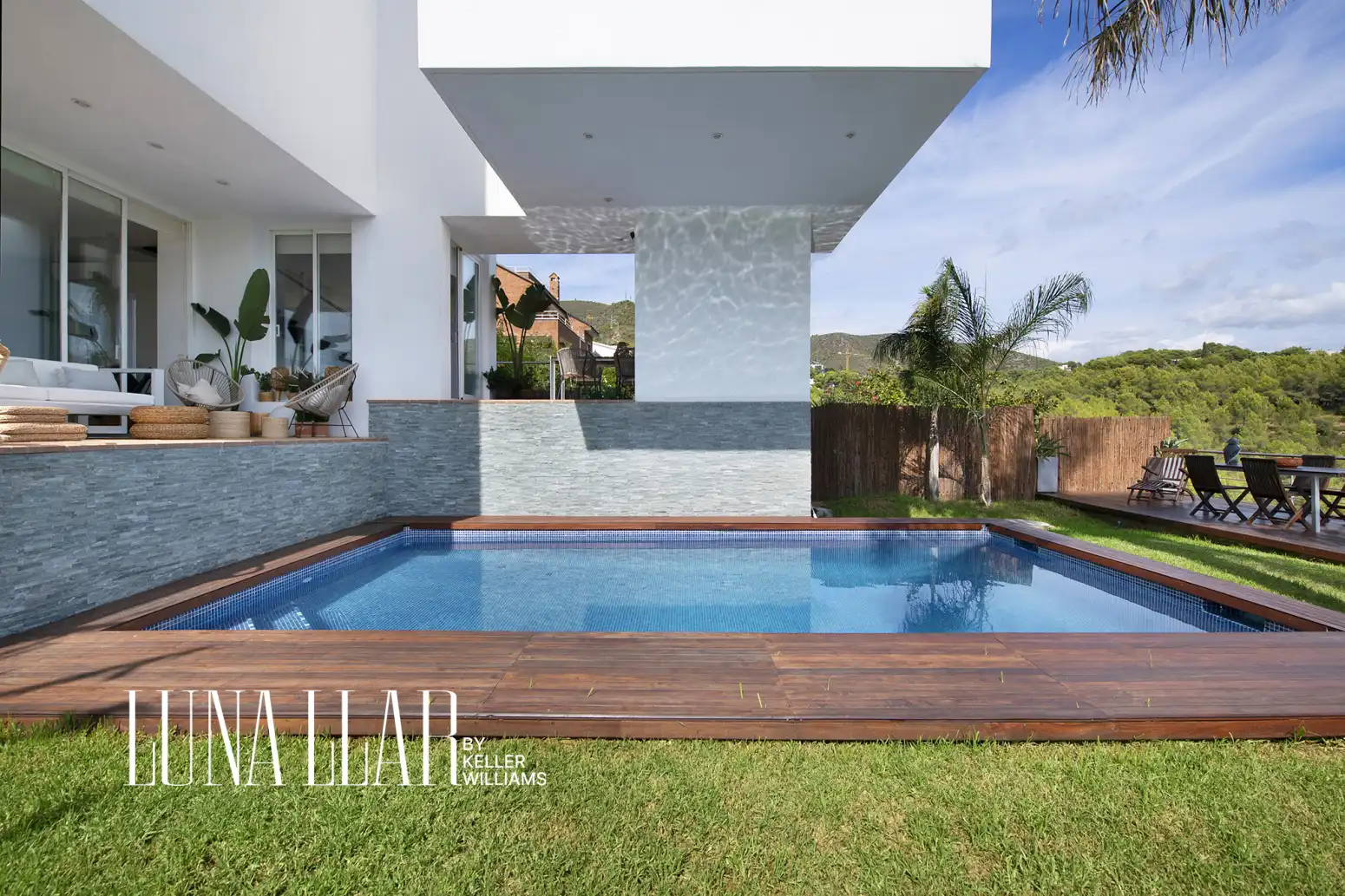 Piscina de Casa o chalet en venta en Castelldefels con Aire acondicionado, Calefacción y Parquet