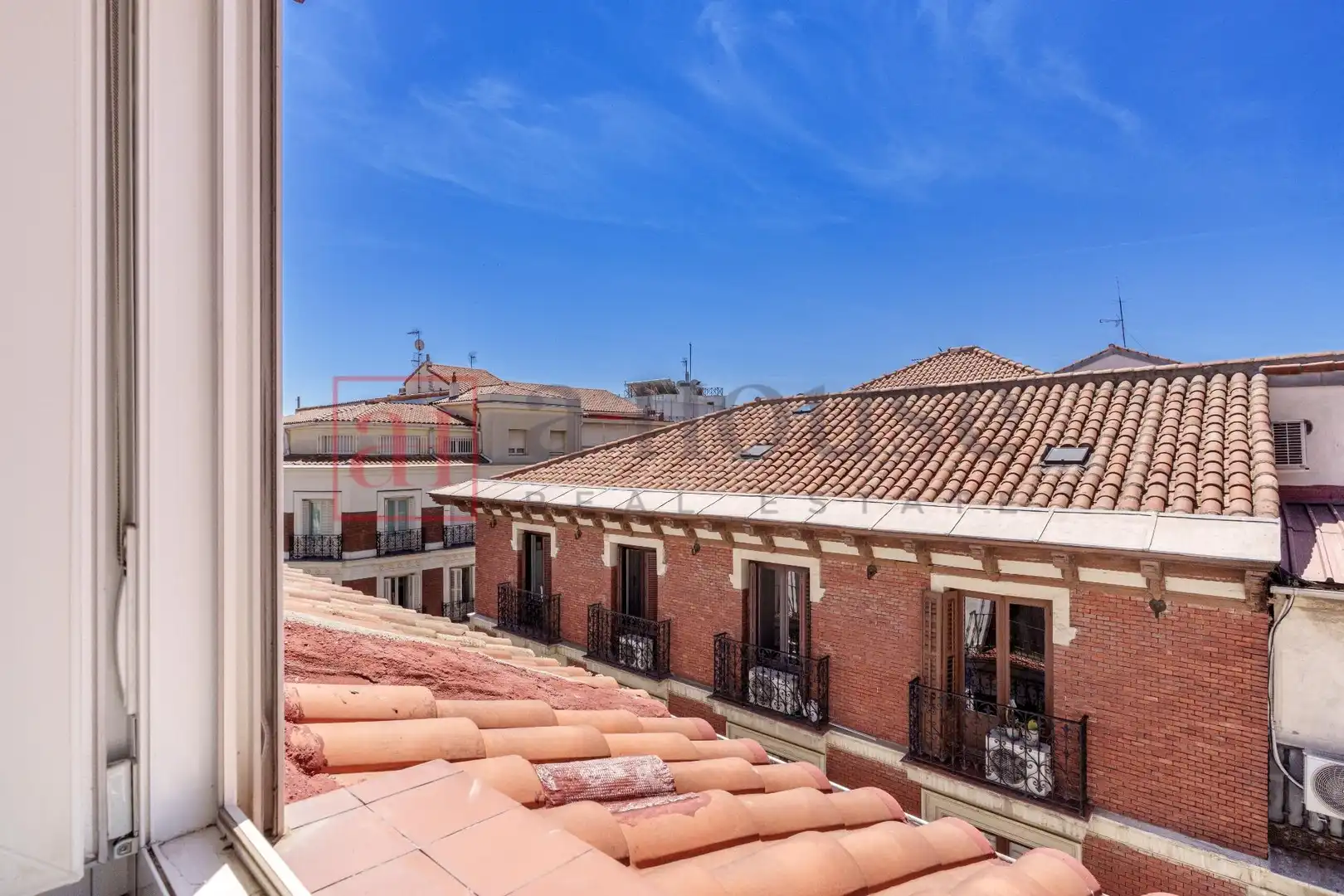 Terrassa de Pis en venda en Madrid amb Aire condicionat, Calefacció i Moblat