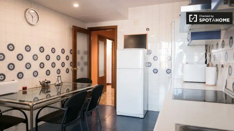 Kitchen of Flat for rent in Alcalá de Henares  with Air Conditioner, Heating and Furnished