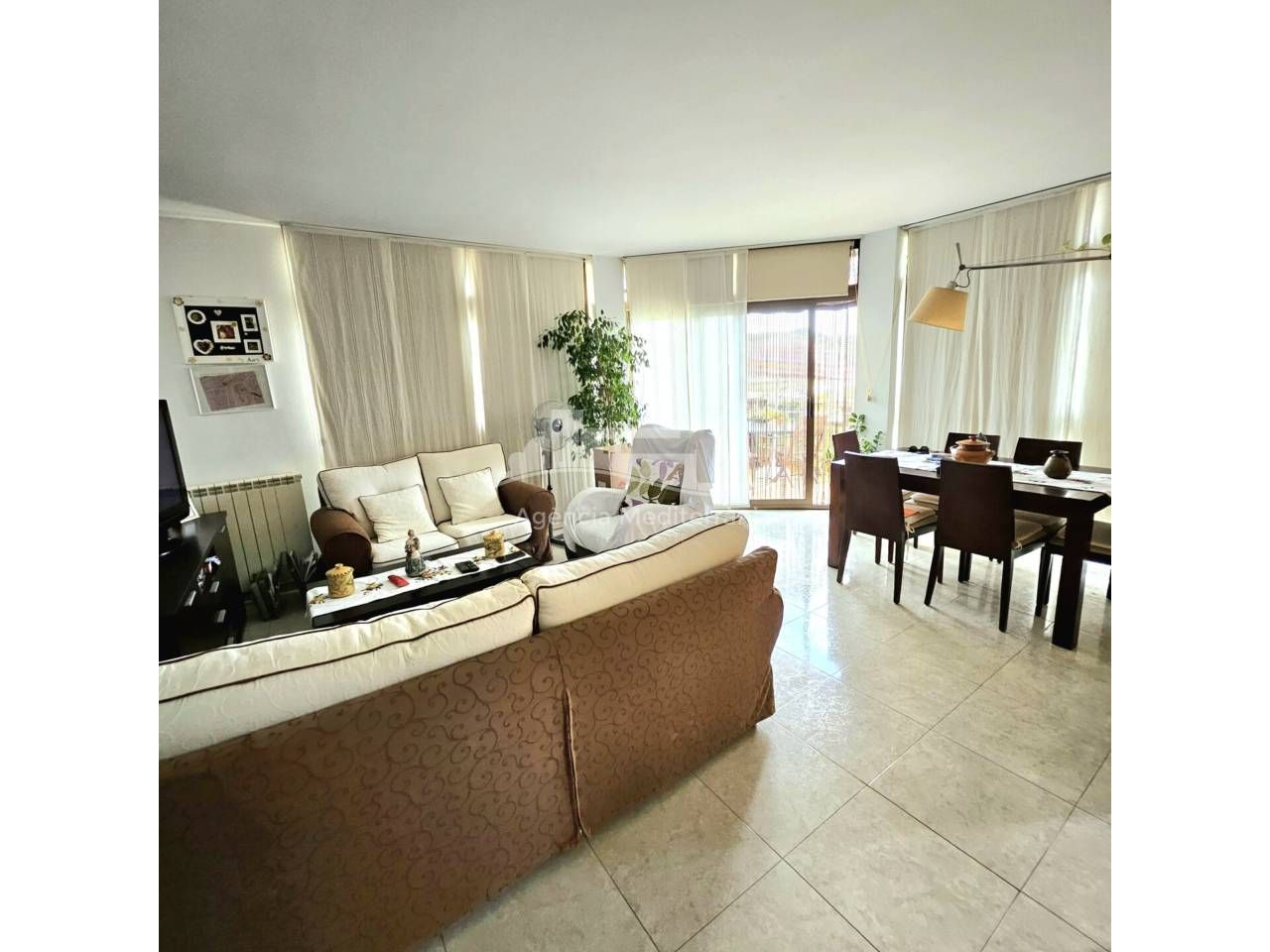 Sala d'estar de Dúplex en venda en Palamós amb Calefacció, Terrassa i Moblat