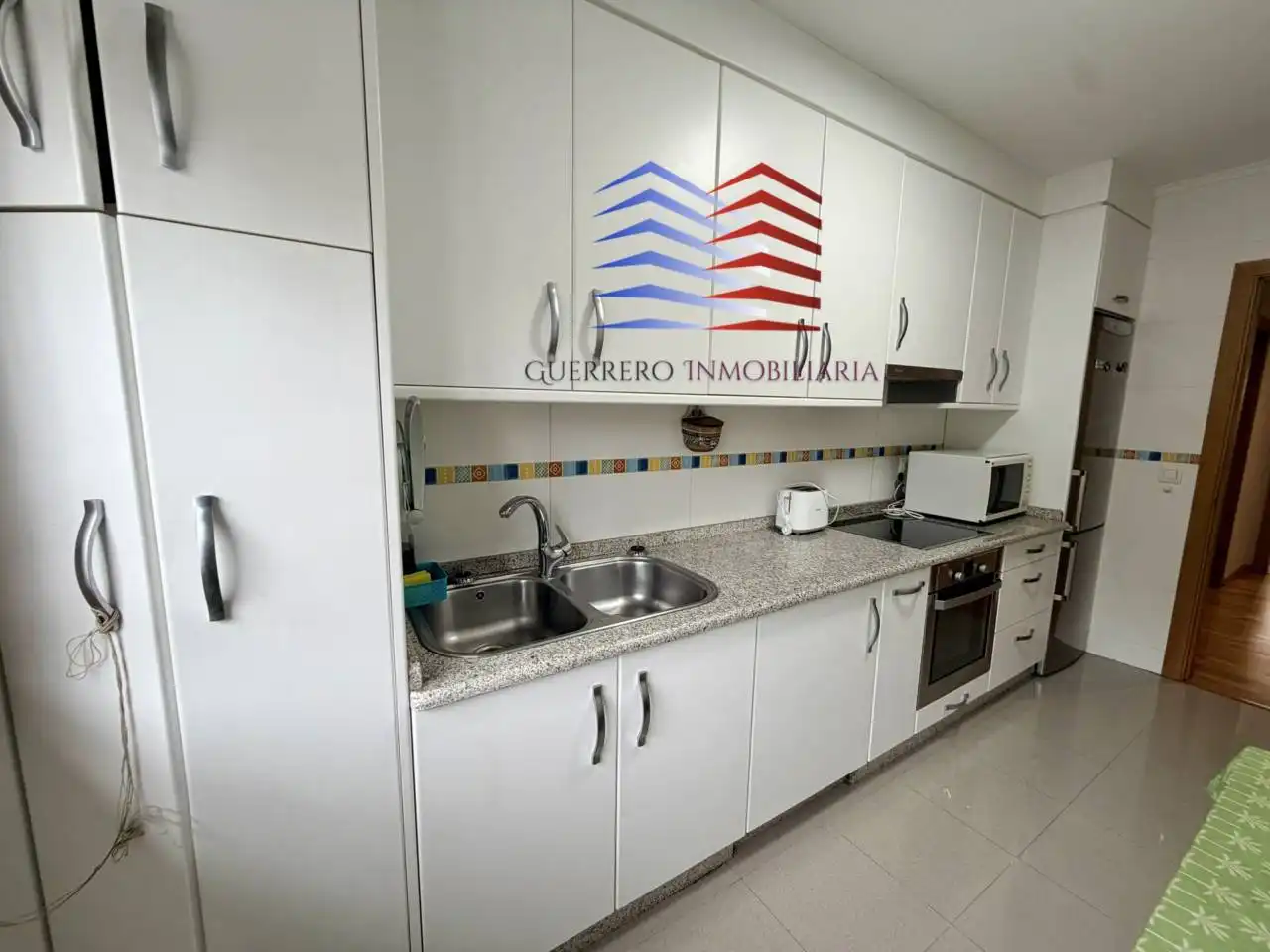 Cocina de Apartamento de alquiler en Barbadás con Calefacción, Trastero y Amueblado